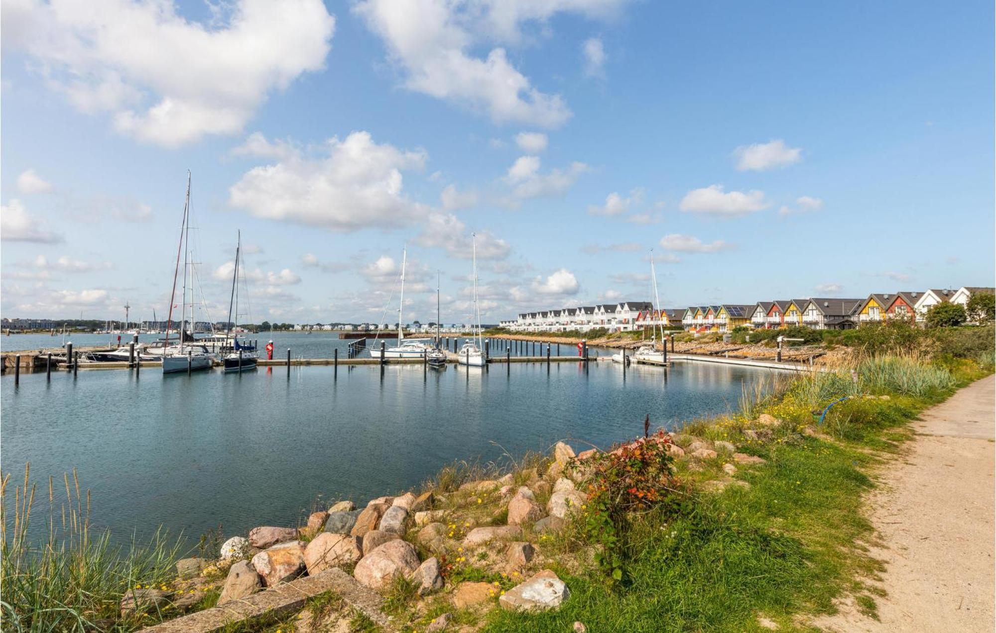 Nice Ship In Ostseeresort Olpenitz With Kitchen Buitenkant foto